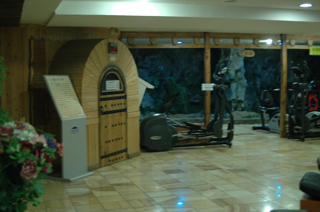 Itaewon Land Spa & Guesthouse Сеул Екстериор снимка