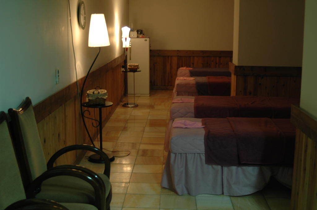 Itaewon Land Spa & Guesthouse Сеул Екстериор снимка
